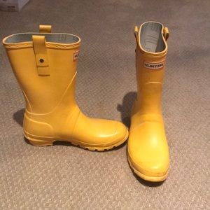 Rain boots